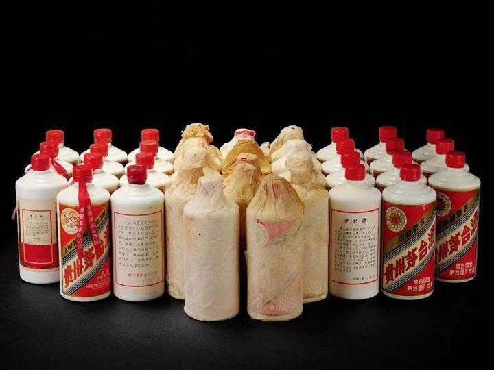 东城街道日照岚山回收酒价格哪里回收(附近上门回收茅台酒）?